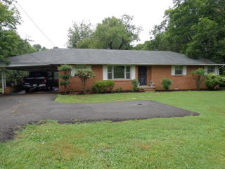 303 Harrison St, Paris, TN 38242-5329