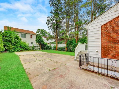 103 Clement Ave, Floral Park NY  11003-2703 exterior