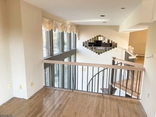 142 Magee Rd, Skyline Lakes NJ  07456-1123 exterior