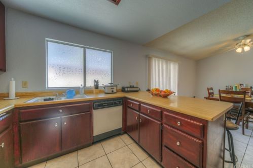 725 Dallas Ave, San Bernardino CA  92410-1127 exterior