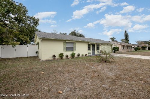 3205 Melody Ln, Titusville, FL 32796-1525