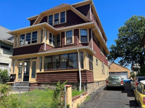 140 Kent Ave, Bridgeport, CT 06610-3007