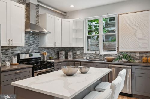 1259 29th St, Philadelphia, PA 19121-4537