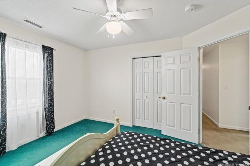 3 Killen Rd, Wallingford CT  06492-2697 exterior