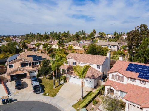 43020 Noble Ct, Temecula CA  92592-4385 exterior