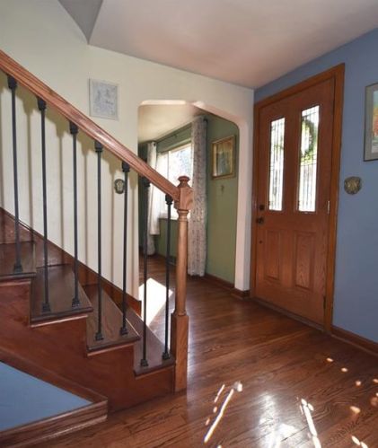 1343 Main St, Bridgeville, PA 15017-2663