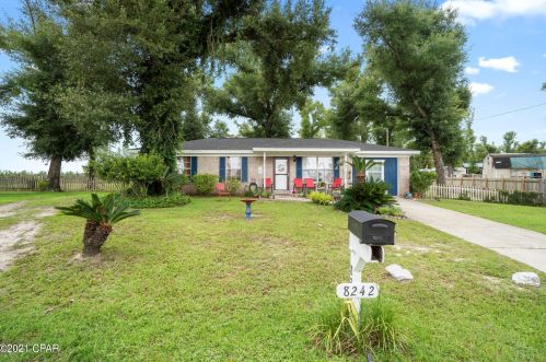 8242 Campflowers Rd, Youngstown, FL 32466-2785