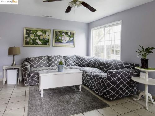 201 Trident Dr, West Pittsburg, CA 94565-3528
