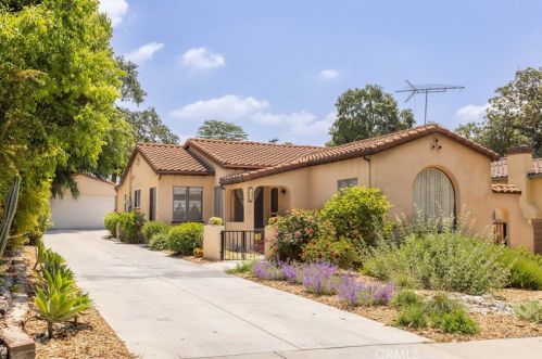 1406 Graynold Ave, Glendale, CA 91202-1417