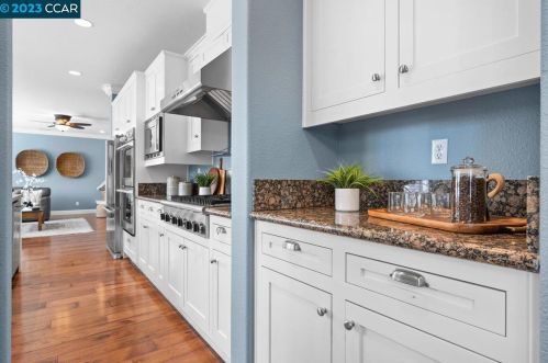 952 Maplegate Ct, Concord CA  94521-5450 exterior