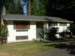 7468 Teepee Cir, Bremerton, WA 98311-9413