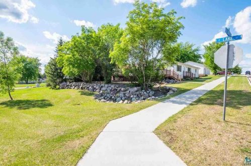 526 Lake St, Chisholm MN  55719-1334 exterior