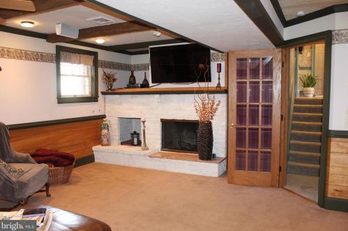 1188 Marie Ave, Ephrata PA  17522-1524 exterior