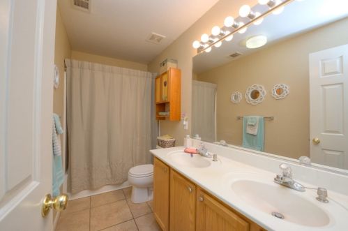 417 Peregrine Dr, Grayson CA  95363-9012 exterior