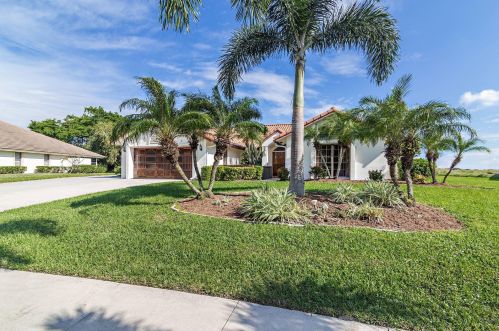 3510 Embassy Dr, West Palm Beach, FL 33401-1030