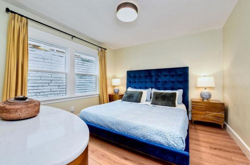 4036 Jackdaw St, San Diego CA  92103-1721 exterior