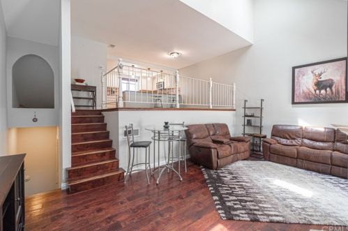 5459 Centralia St, Long Beach CA  90808-1456 exterior