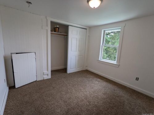 69 Jessup Switch Rd, Florida NY  10921-2900 exterior