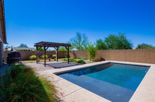 3948 Strawberry Dr, Gilbert AZ  85298-3703 exterior