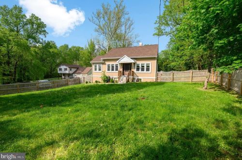 2831 Egypt Rd, Norristown, PA 19403-2105