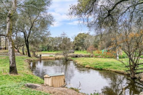 3616 Val Verde Rd, Loomis, CA 95650-9602