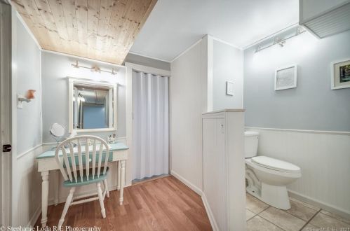 12 Reskin Dr, Wallingford CT  06492-4834 exterior