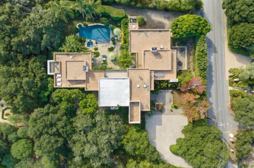750 Picacho Ln, Santa Barbara, CA 93108-1227