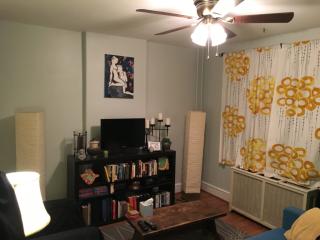 6147 Lawnton St, Philadelphia PA  19128-2623 exterior