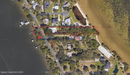 9400 Tropical Trl, Merritt Island, FL 32952-6904