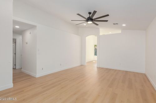 841 Whitten St, Chandler, AZ 85225-6446