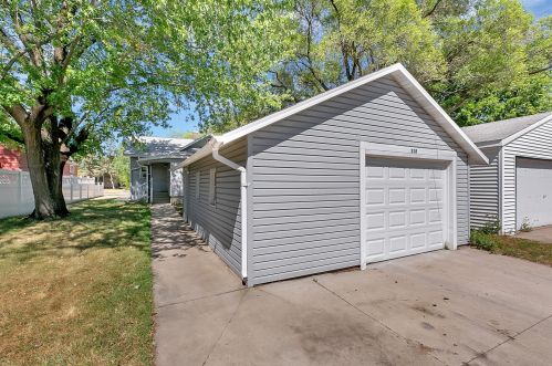 318 25th Ave, Saint Cloud MN  56303-3733 exterior