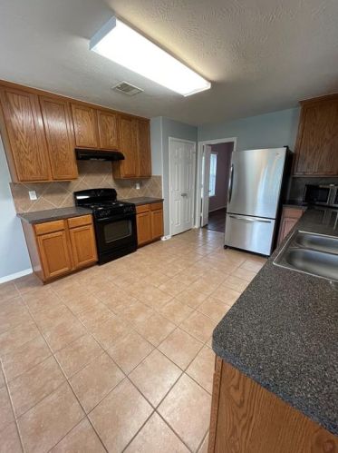 3703 Eaglet Trl, Pearland TX  77584-9289 exterior