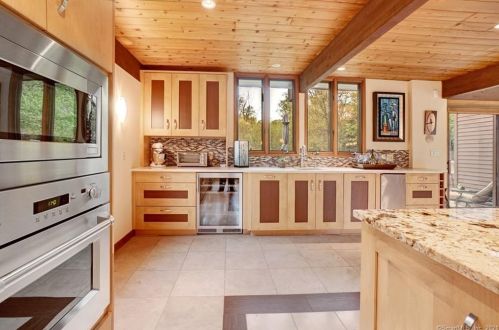 181 Maltby Ln, Wallingford CT  06492-5531 exterior