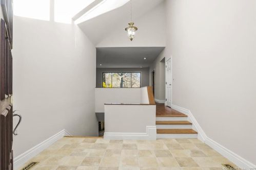 87 Lambert Rd, New Canaan, CT 06840-3631