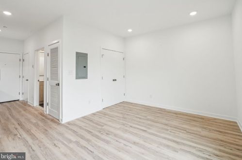2155 2nd St, Philadelphia PA  19122-3312 exterior