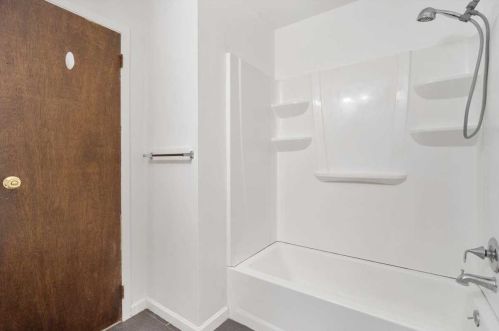 72 Spook Hl Rd, New Hamburg NY  12590-4305 exterior