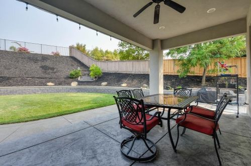 1781 Summer Cloud Ct, Folsom CA  95630-6249 exterior