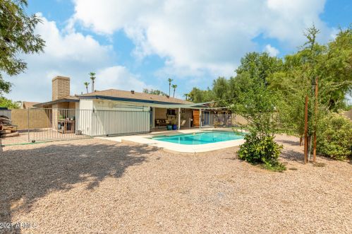 597 Jasper Dr, Chandler AZ 85226-1124 exterior