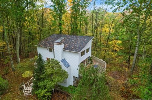 60 Cow Pen Hill Rd, Deep River CT  06419-1306 exterior