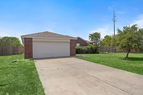 9410 Wahoo Cir, Texas City, TX 77591-9263