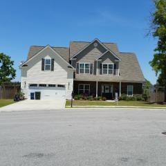 3906 Schick Pl, Fayetteville, NC 28306-8493
