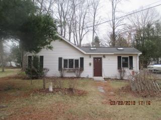 22 Harrison Ave, Bethlehem NY  12054-3402 exterior