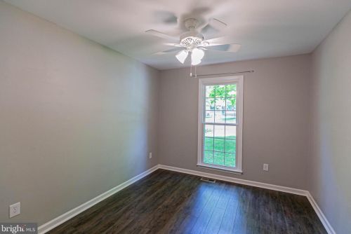 219 Land Or Dr, Ruther Glen VA  22546-1069 exterior