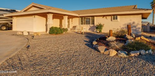 3886 Whaler Dr, Lake Havasu City AZ  86406-4302 exterior