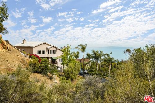 21630 Saddle Peak Rd, Topanga CA  90290-3414 exterior