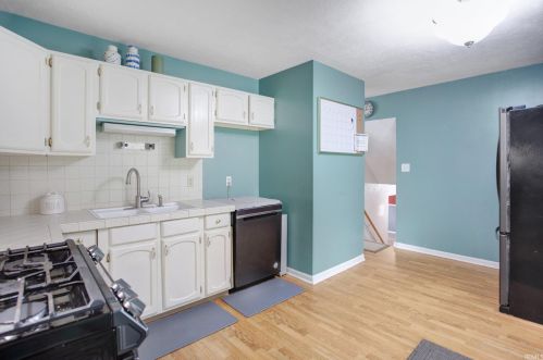 2829 Lexington Blvd, Mishawaka IN  46544-6109 exterior