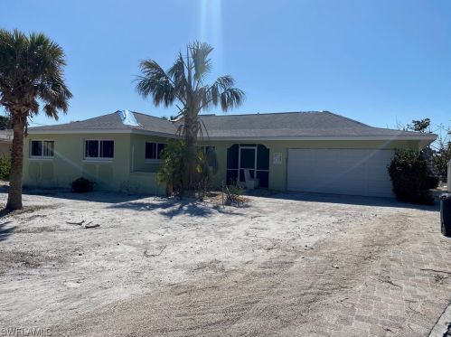 442 Lake Murex Cir, Sanibel, FL 33957-5525