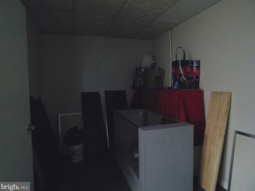 406 1 Ave, Parkesburg PA  19365-1238 exterior