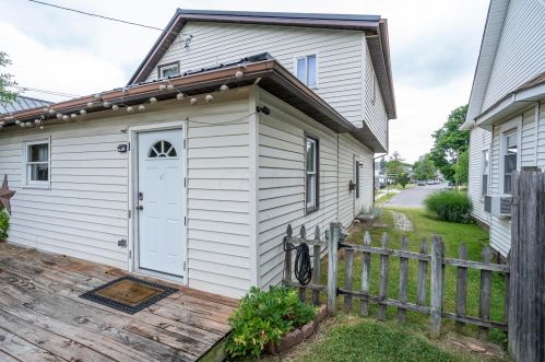 737 Leesburg Ave, Washington Ch OH  43160-1251 exterior