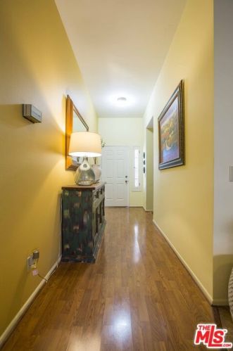 20065 Avenue Of The Oaks, Santa Clarita, CA 91321-1339